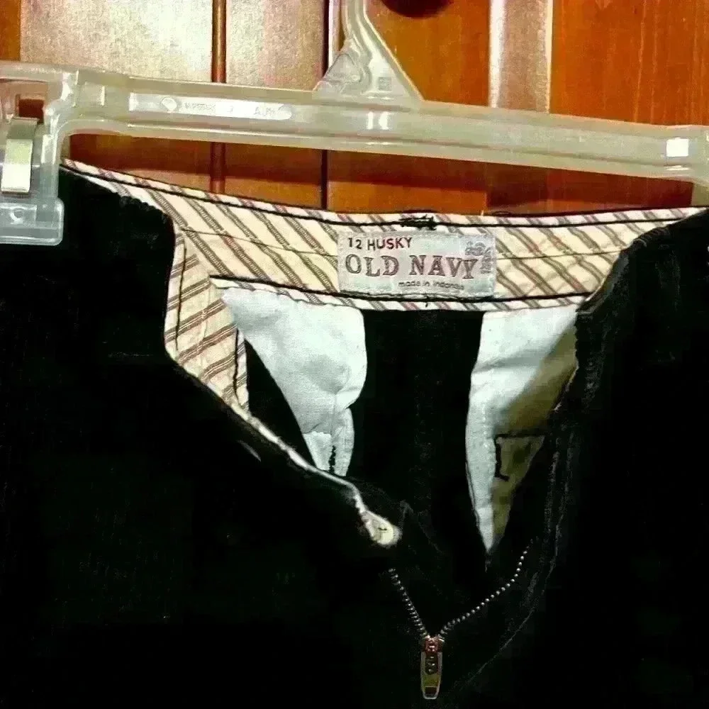 Old Navy boy’s corduroy